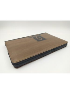 Biblia NTV Hombre Edición Zipper Café Madera