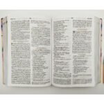 Biblia NVI de Estudio para la Mujer – Tapa Dura en Tela Lila – imagen 5