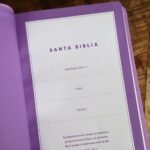 Biblia para Niños NVI Texto Revisado 2022 Lavanda – imagen 3