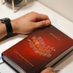 Biblia RVR60 Estudio Para Jóvenes/ Roja Tapa Dura/ Comfort Print – imagen 10