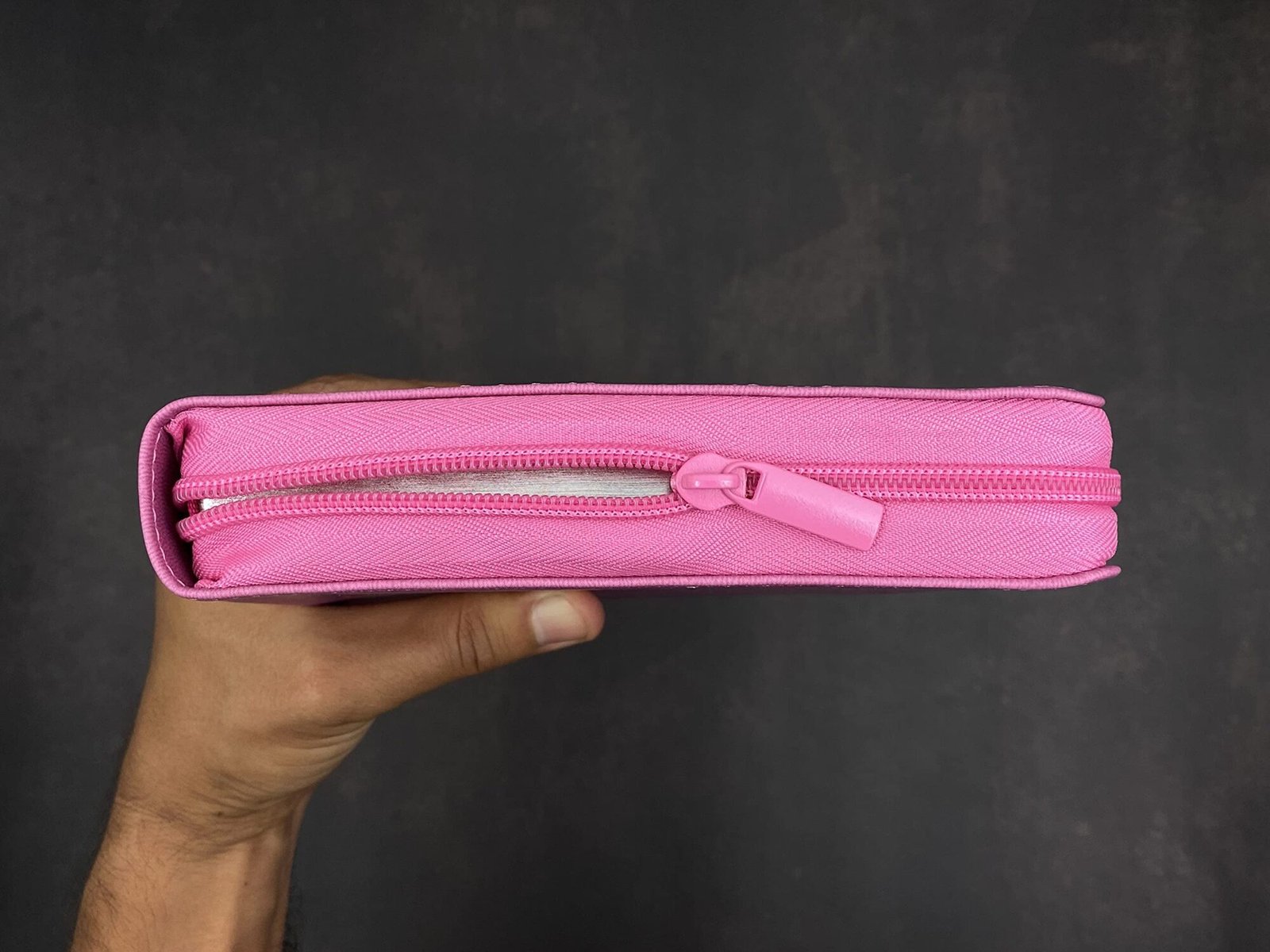 Biblia LG 12 puntos RV2020 imit. piel rosado 3 Biblia LG 12 puntos RV2020 imit. piel rosado - Image 3