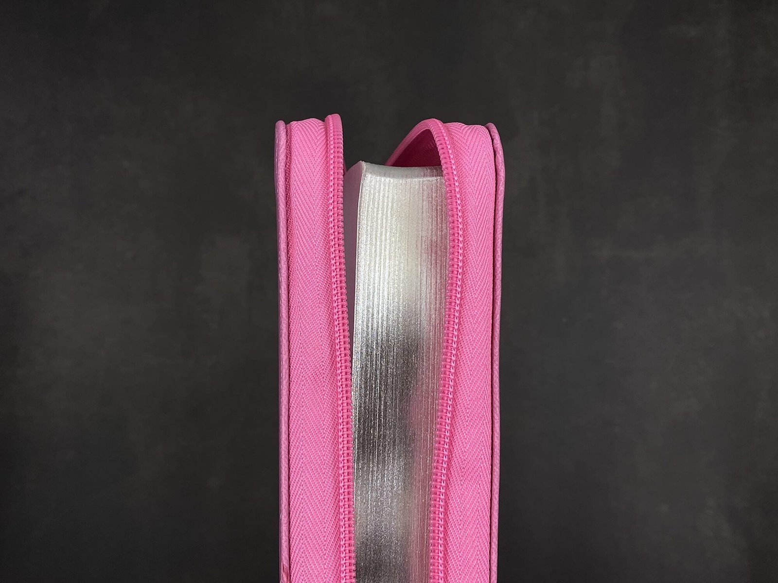 Biblia LG 12 puntos RV2020 imit. piel rosado 2 Biblia LG 12 puntos RV2020 imit. piel rosado - Image 2