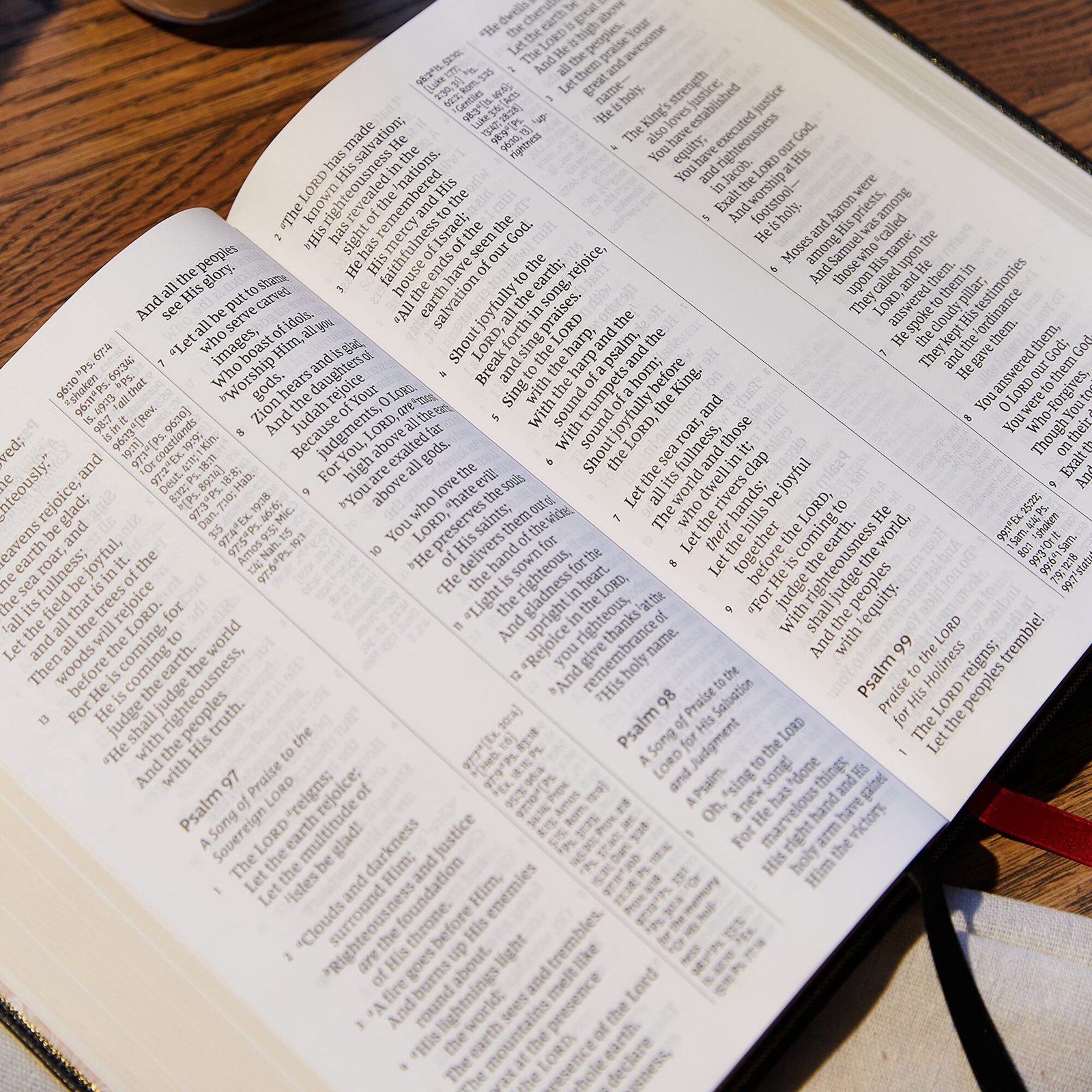 Bible Giant Print Confort Print 2 Bible Giant Print Confort Print - Image 2