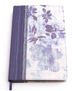 Biblia De Estudio Para Mujer RVR Azul Floreado Con Indice