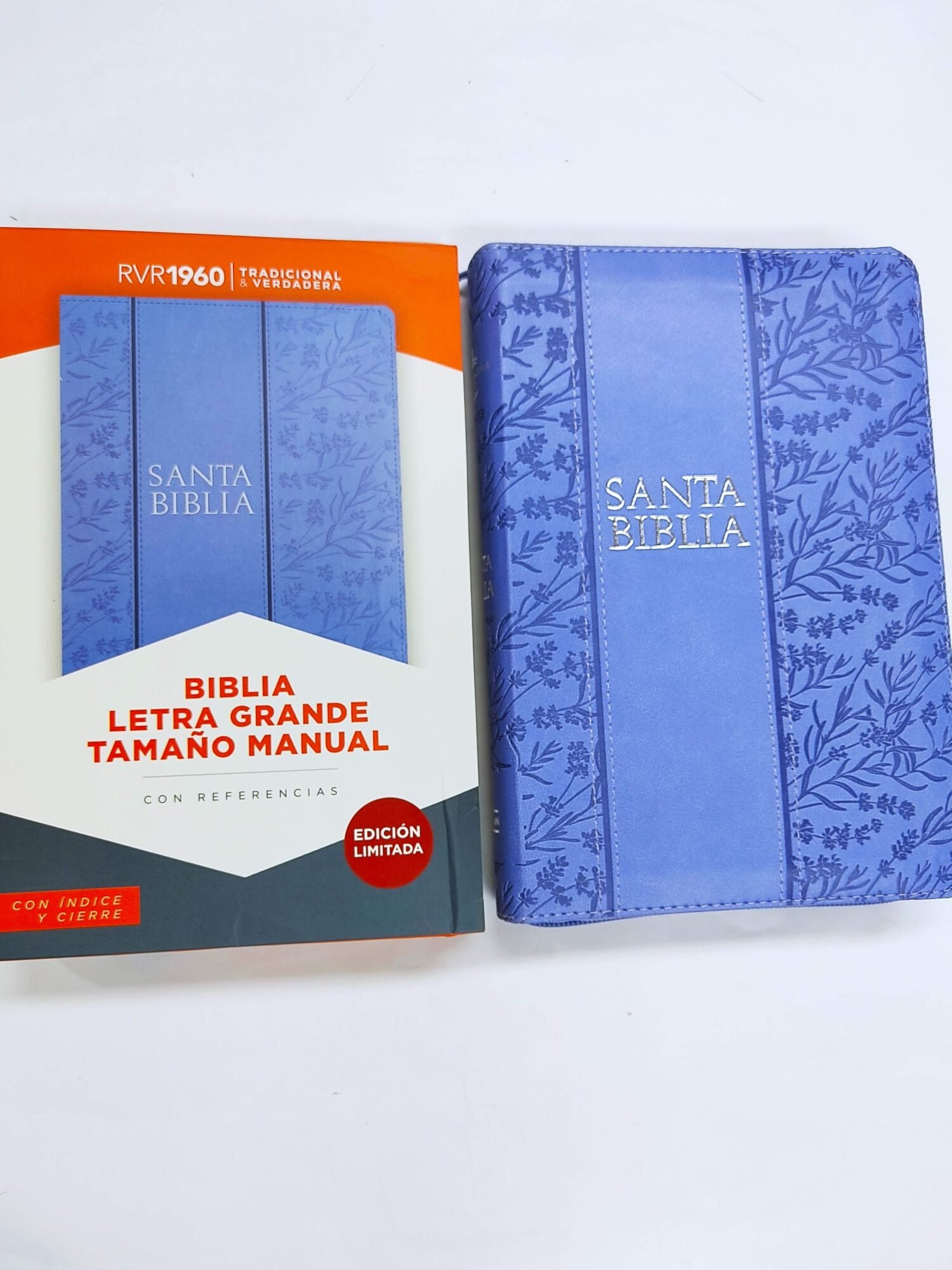 Biblia letra grande Morada, tamaño manual con referencias 1 Biblia letra grande Morada, tamaño manual con referencias