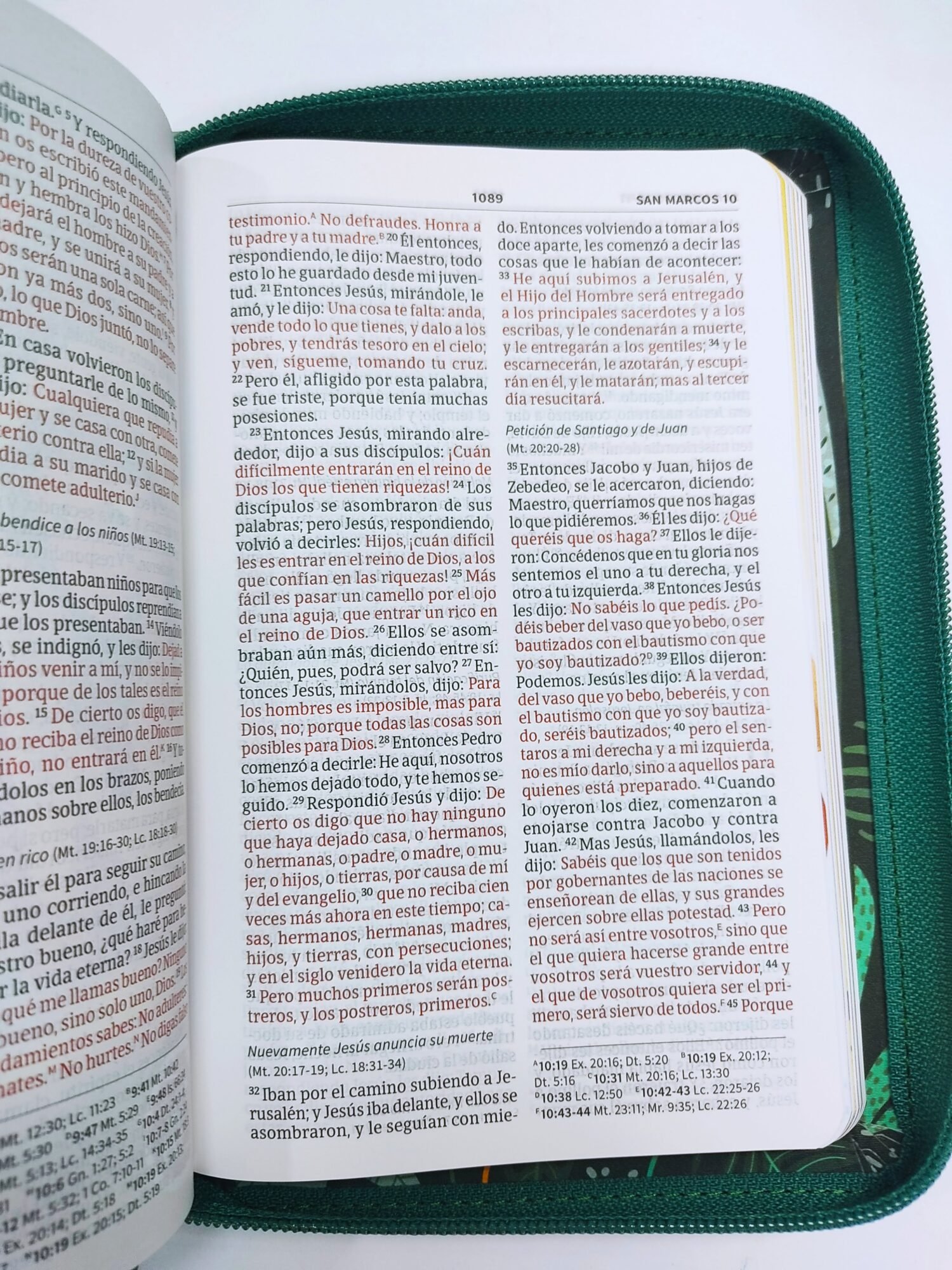 Biblia interactiva para Niños. Letra Grande con cierre 4 Biblia interactiva para Niños. Letra Grande con cierre - Image 4