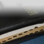 RV60 Biblia 045, Negra, con indice – imagen 2