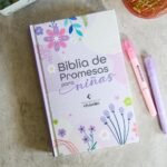 Biblia NTV de Promesas para Niñas Tapa Dura – imagen 4