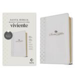 Biblia NTV Letra Grande Manual Blanca con Filament – imagen 2