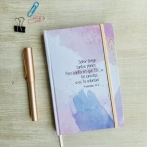 CUADERNO DISEÑO MUJER HOJAS PUNTIADAS