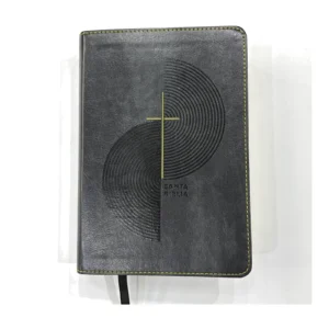 Portada de la Biblia NTV compacta letra gigante gris – ISBN 9781496489678