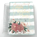 Portada de la Santa Biblia Crear Reina Valera 1960 con espiral y flores rosadas